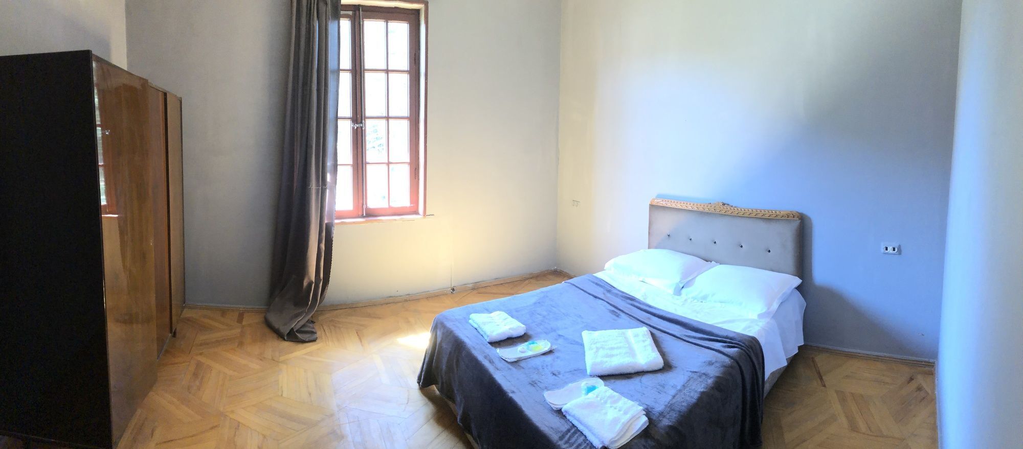 Lucky Family Hotel Tbilisi Buitenkant foto