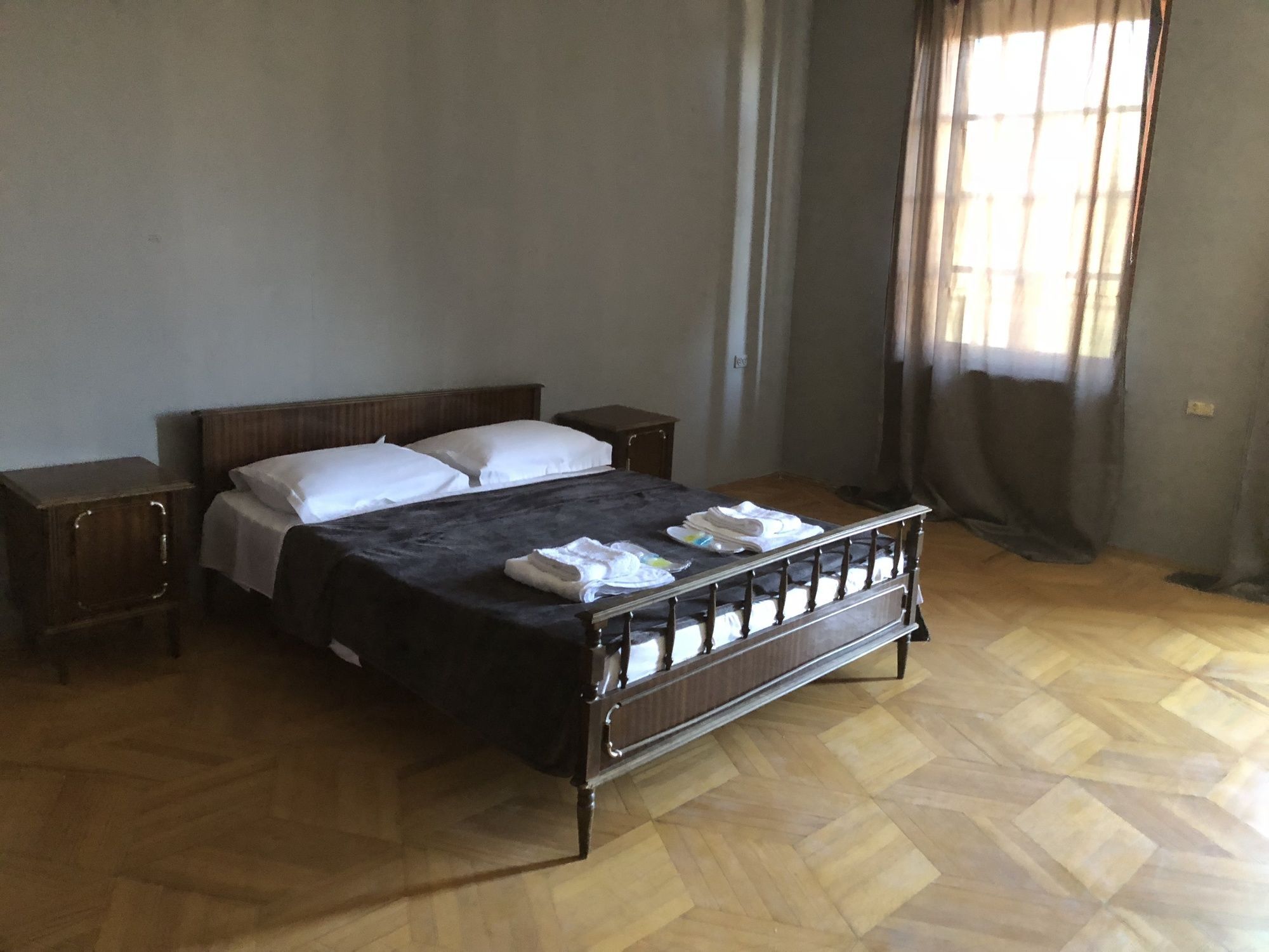 Lucky Family Hotel Tbilisi Buitenkant foto