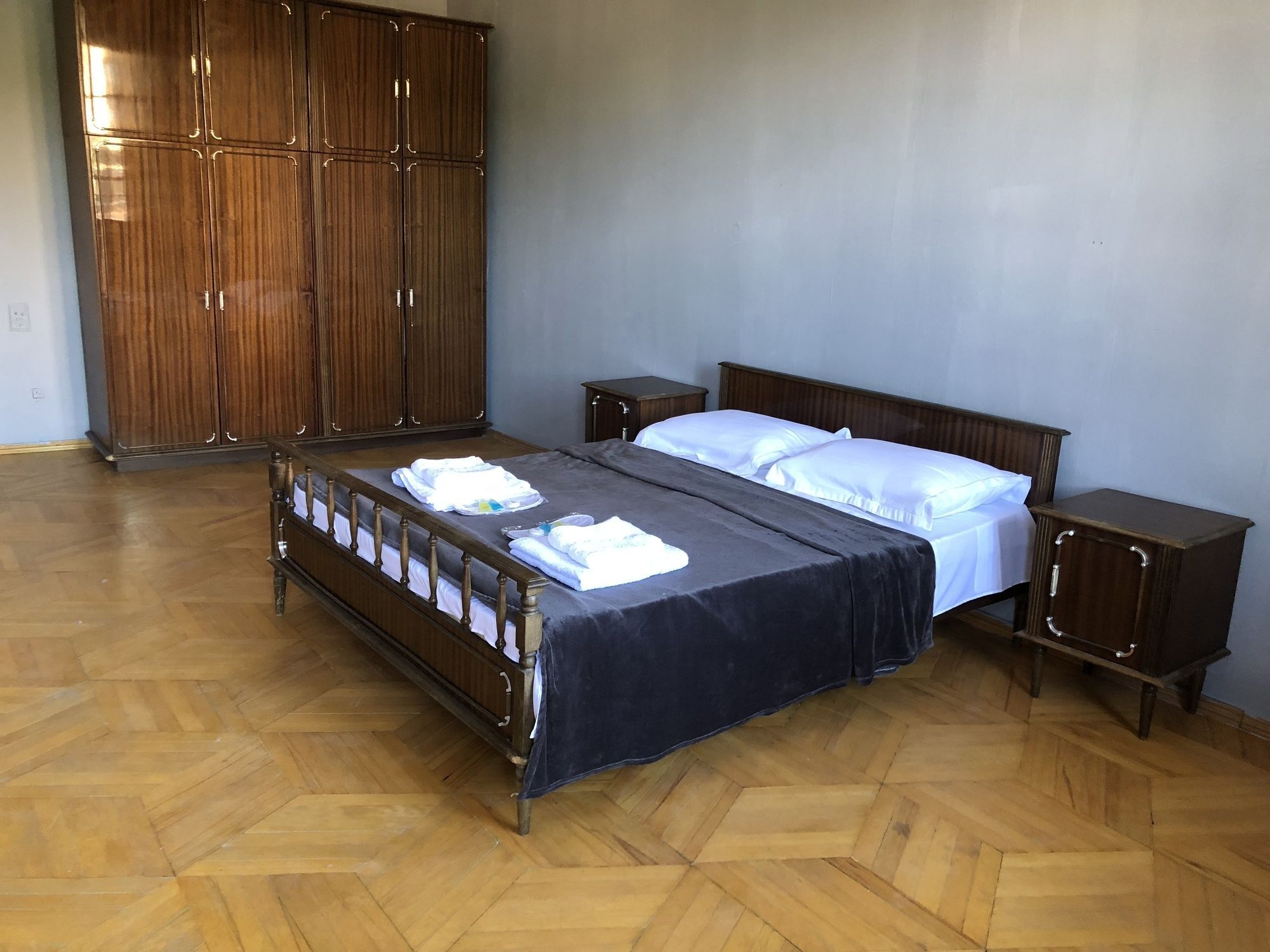 Lucky Family Hotel Tbilisi Buitenkant foto